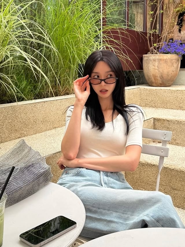  사진 : 배우 권나라SNS