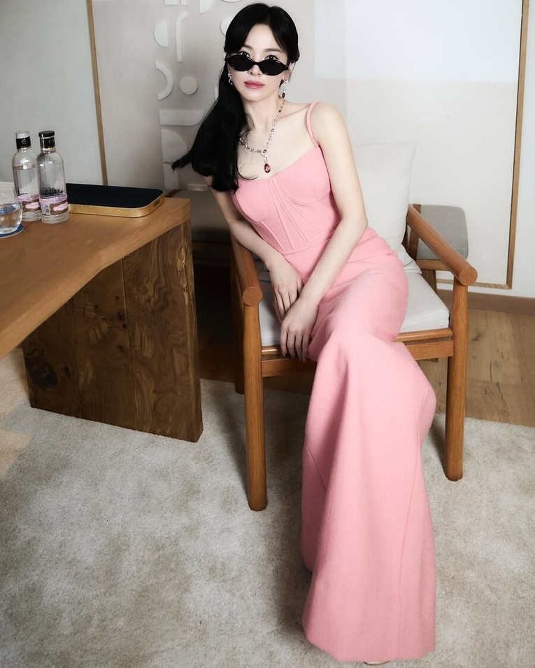  사진 : 배우 송혜교 SNS