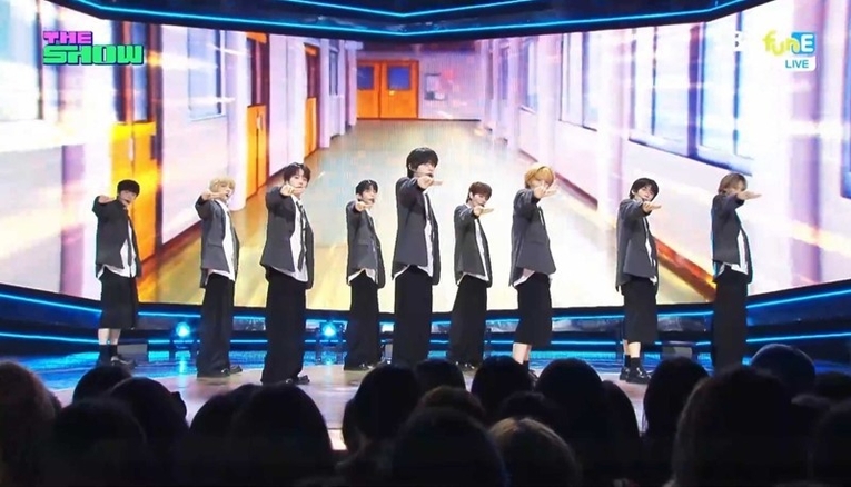 사진 : SBS funE '더쇼' 영상 캡쳐