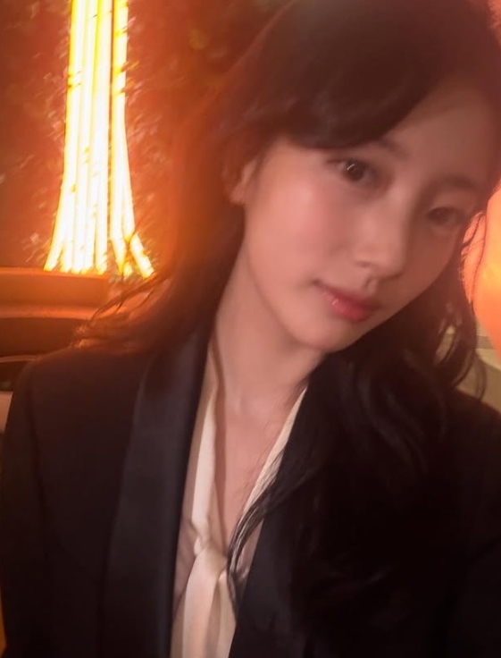  사진 : 가수 겸 배우 수지 SNS