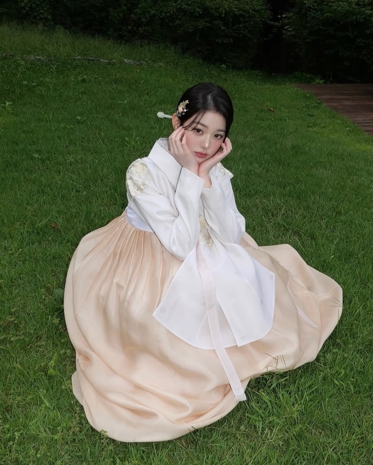 사진 : 가수 아이브(IVE) 장원영 SNS