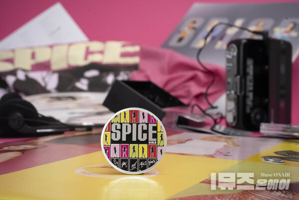 The Royal Mint’s 2026 Spice Girls £5 Commemorative Coin celebrating 30 years of Girl Power