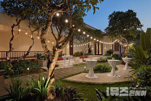 Flexible event venues